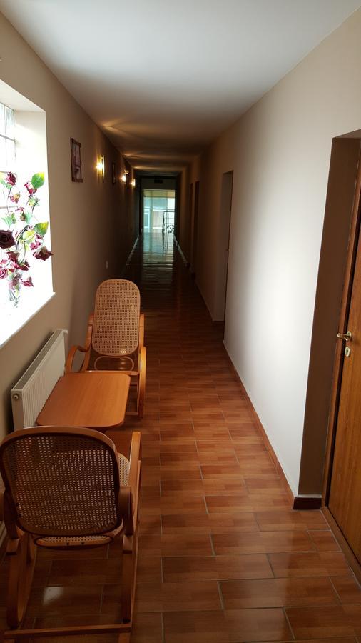Pensiune Restaurant Avangarde Piteşti Exteriör bild