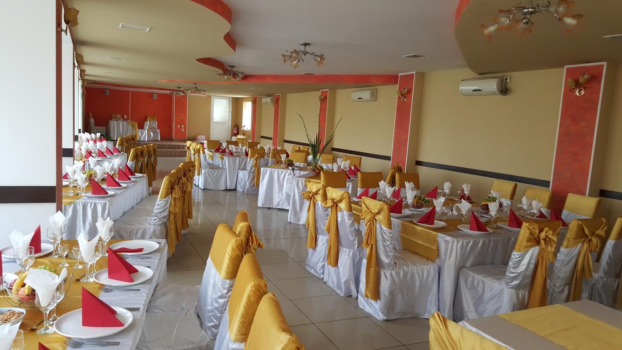 Pensiune Restaurant Avangarde Piteşti Exteriör bild